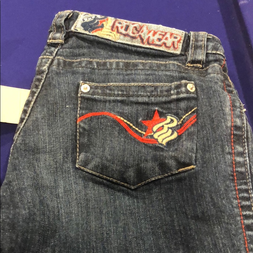 Rocawear capris